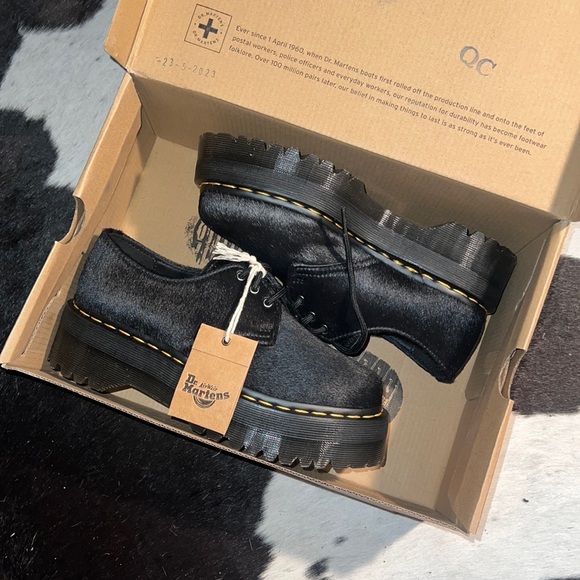 Dr. Martens 1461 Quad Platform Ponyhair Derby, size 7 - Picture 6 of 9